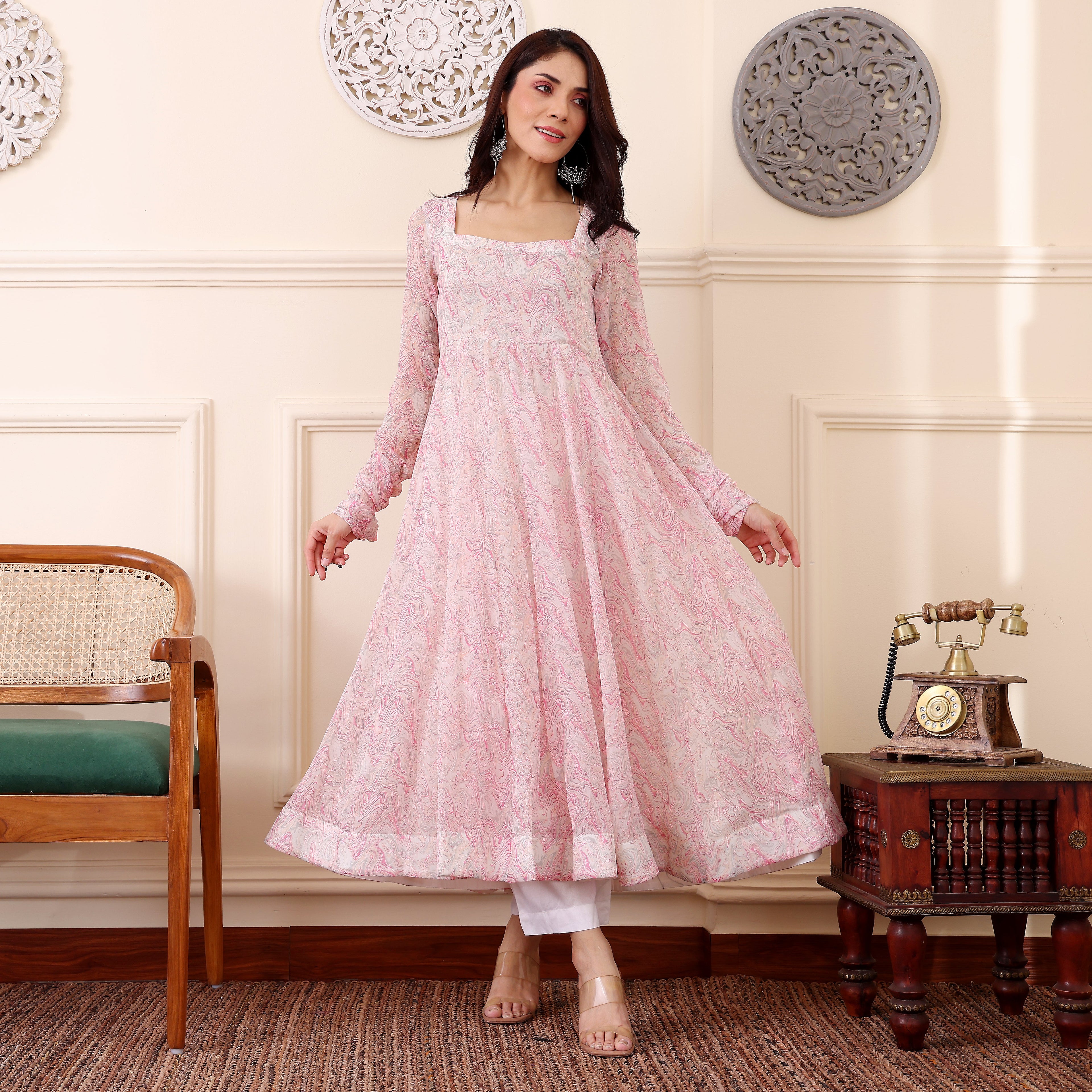 Raisha Georgette Kurta