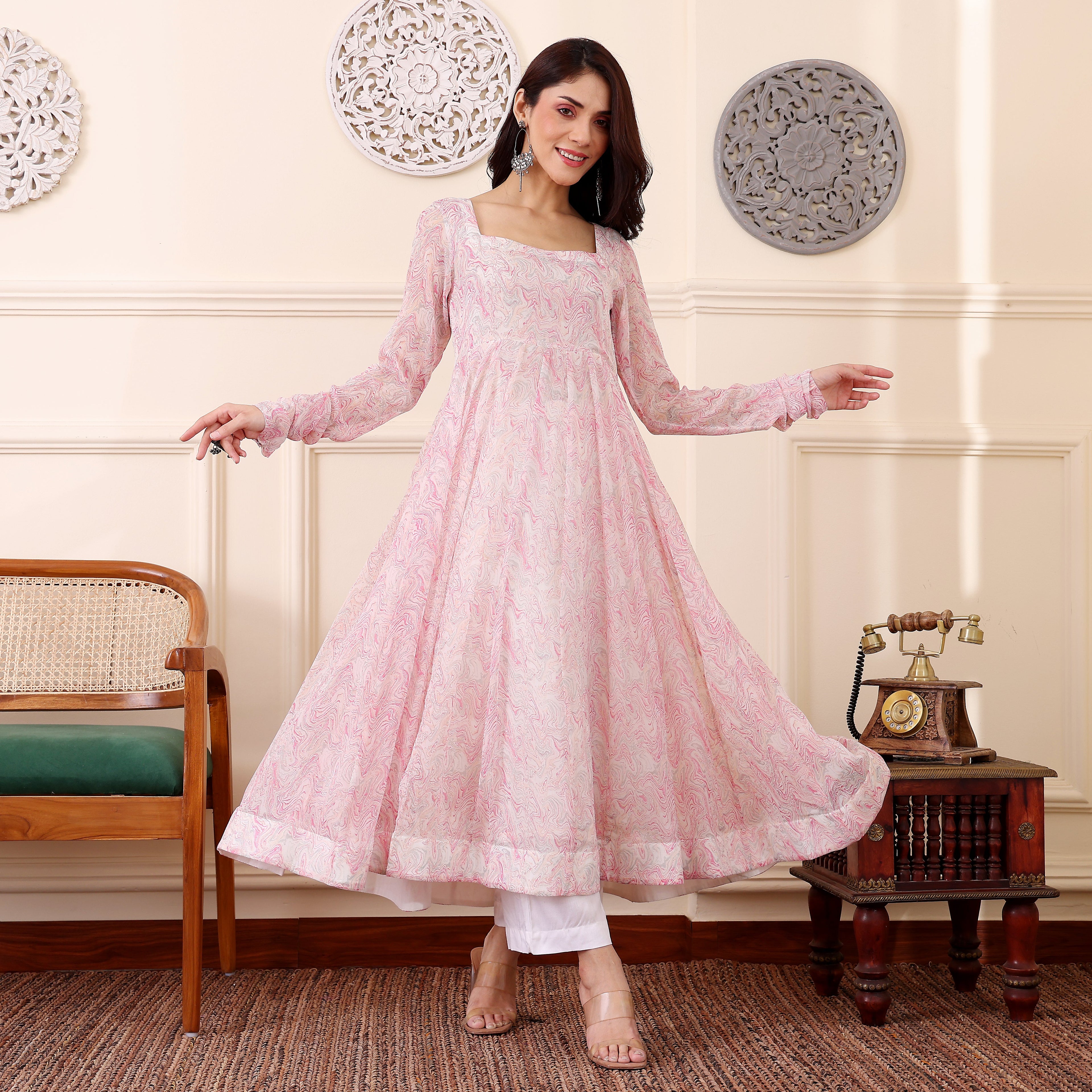 Raisha Georgette Kurta