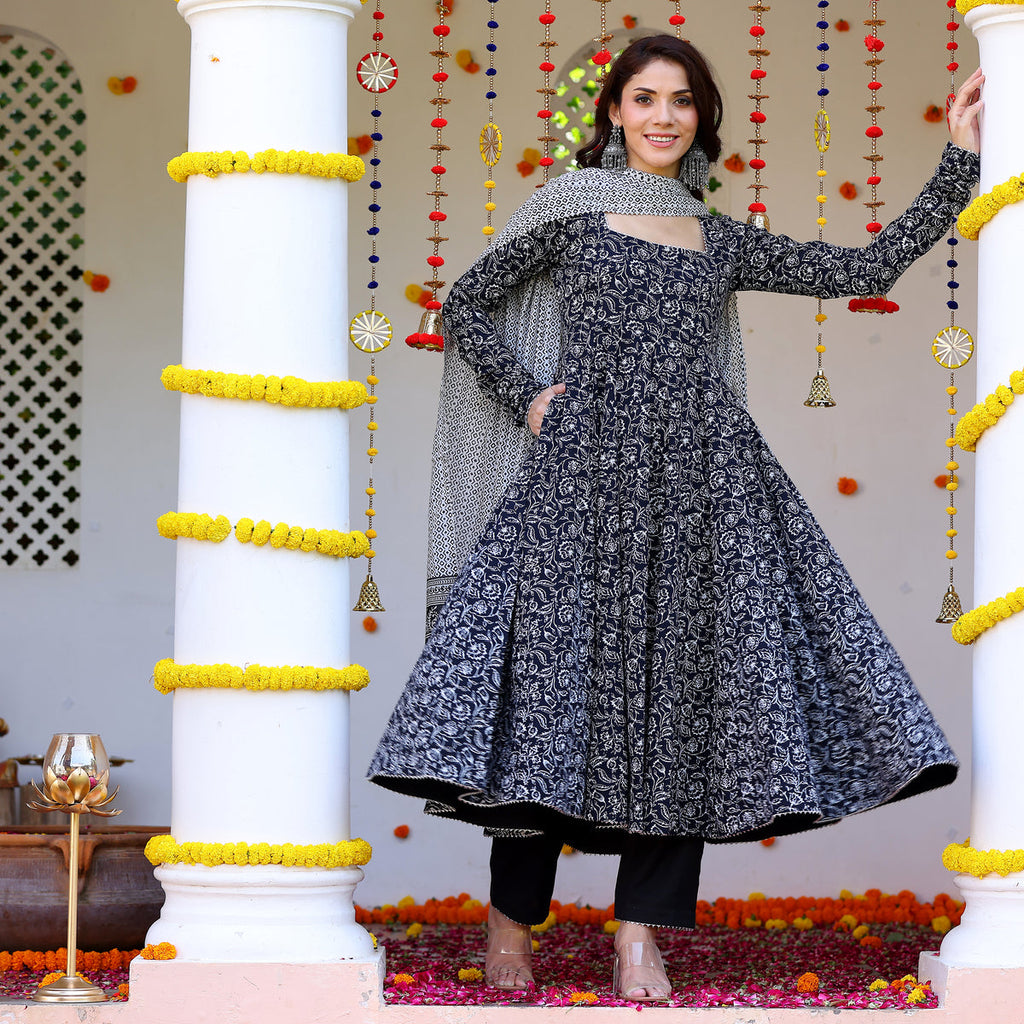 Amalkari Cotton Printed Set