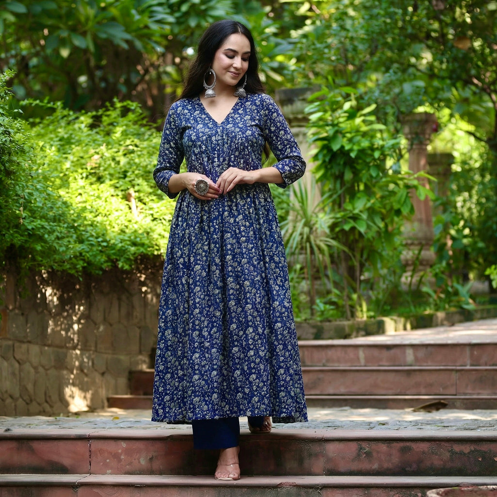 Vaurika Georgette Kurta