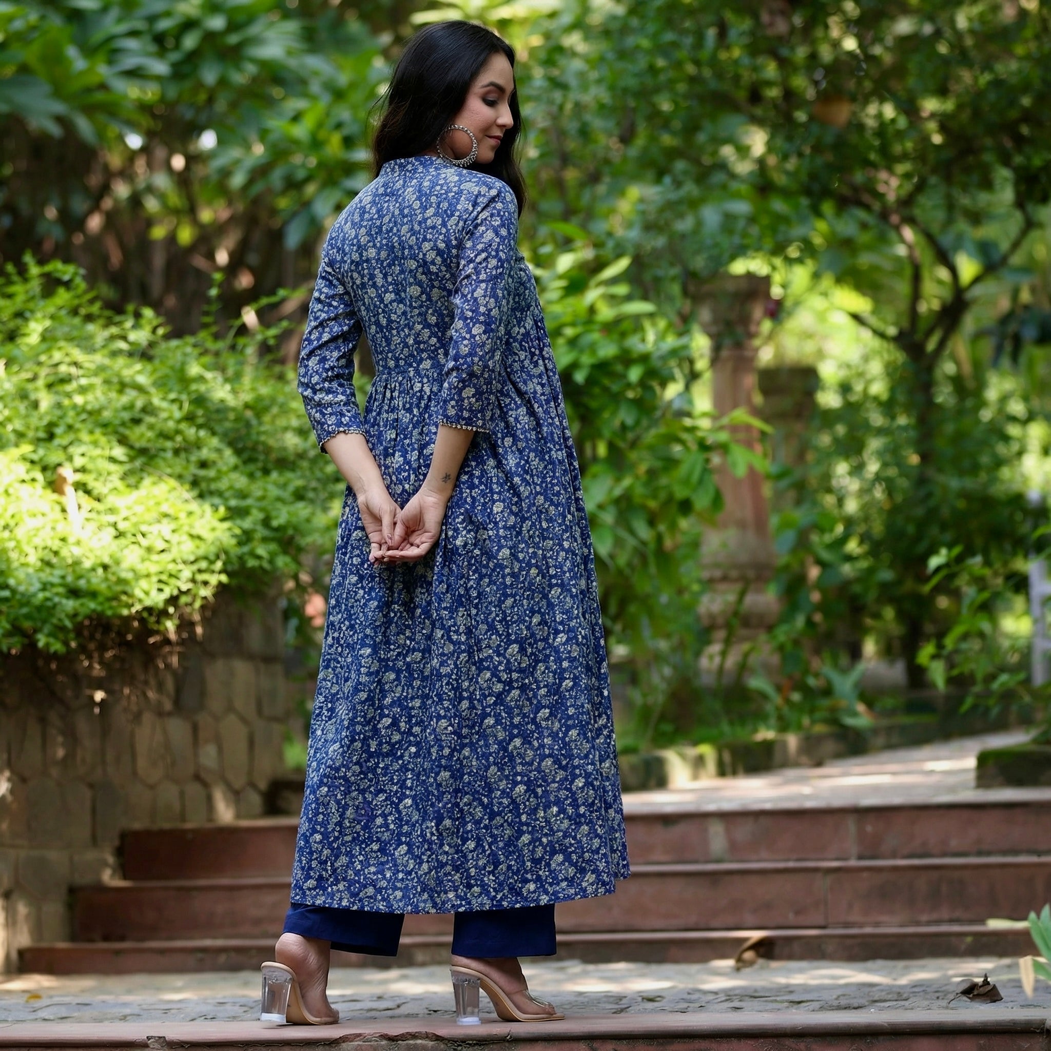 Vaurika Georgette Kurta