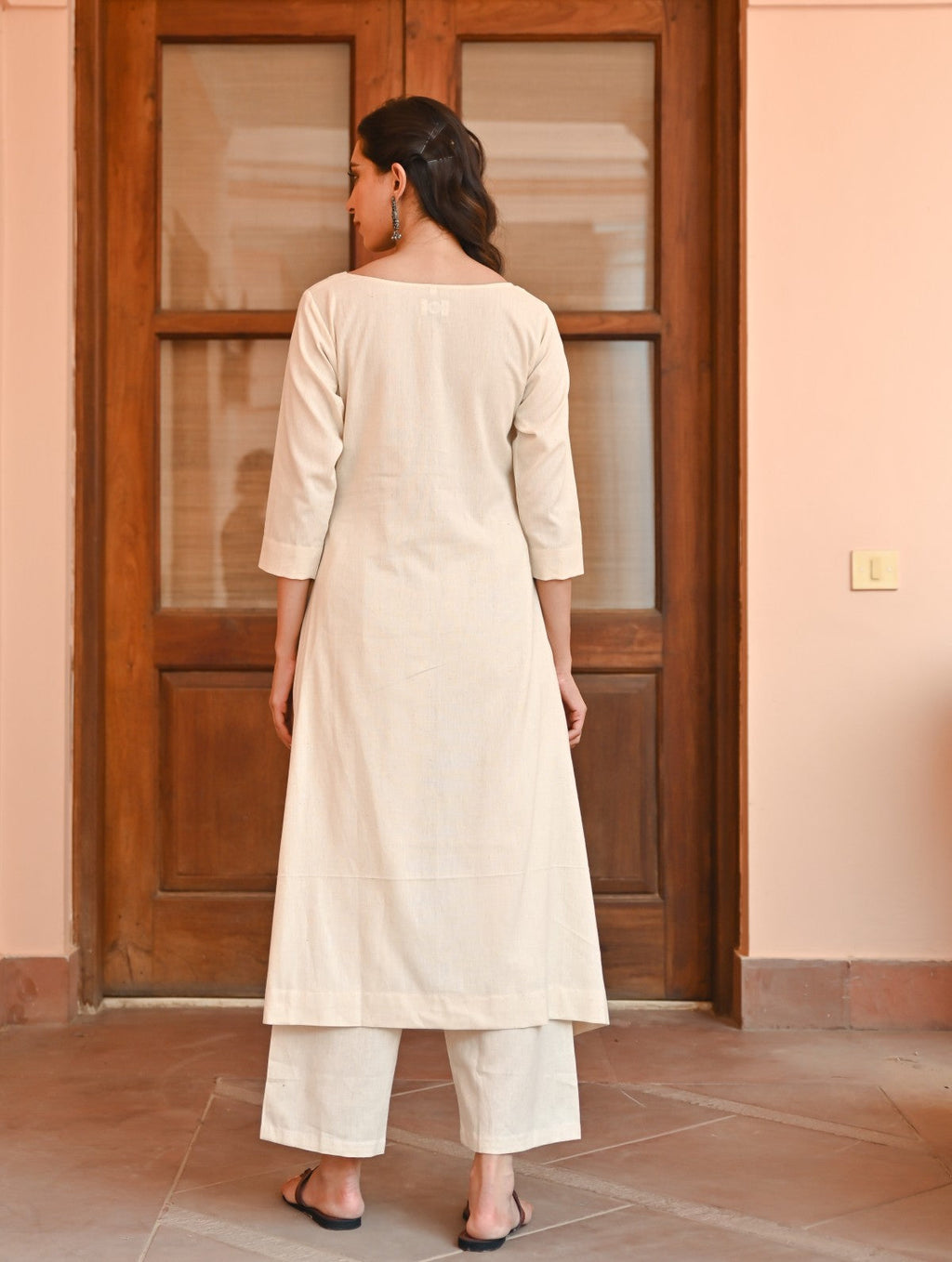 Abhiti  Set