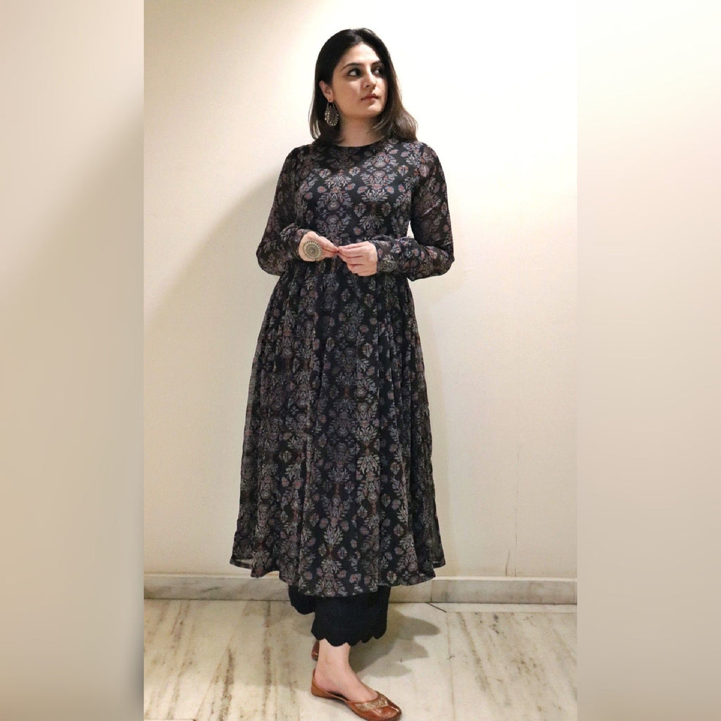 Latika Kalidaar Chiffon Kurta