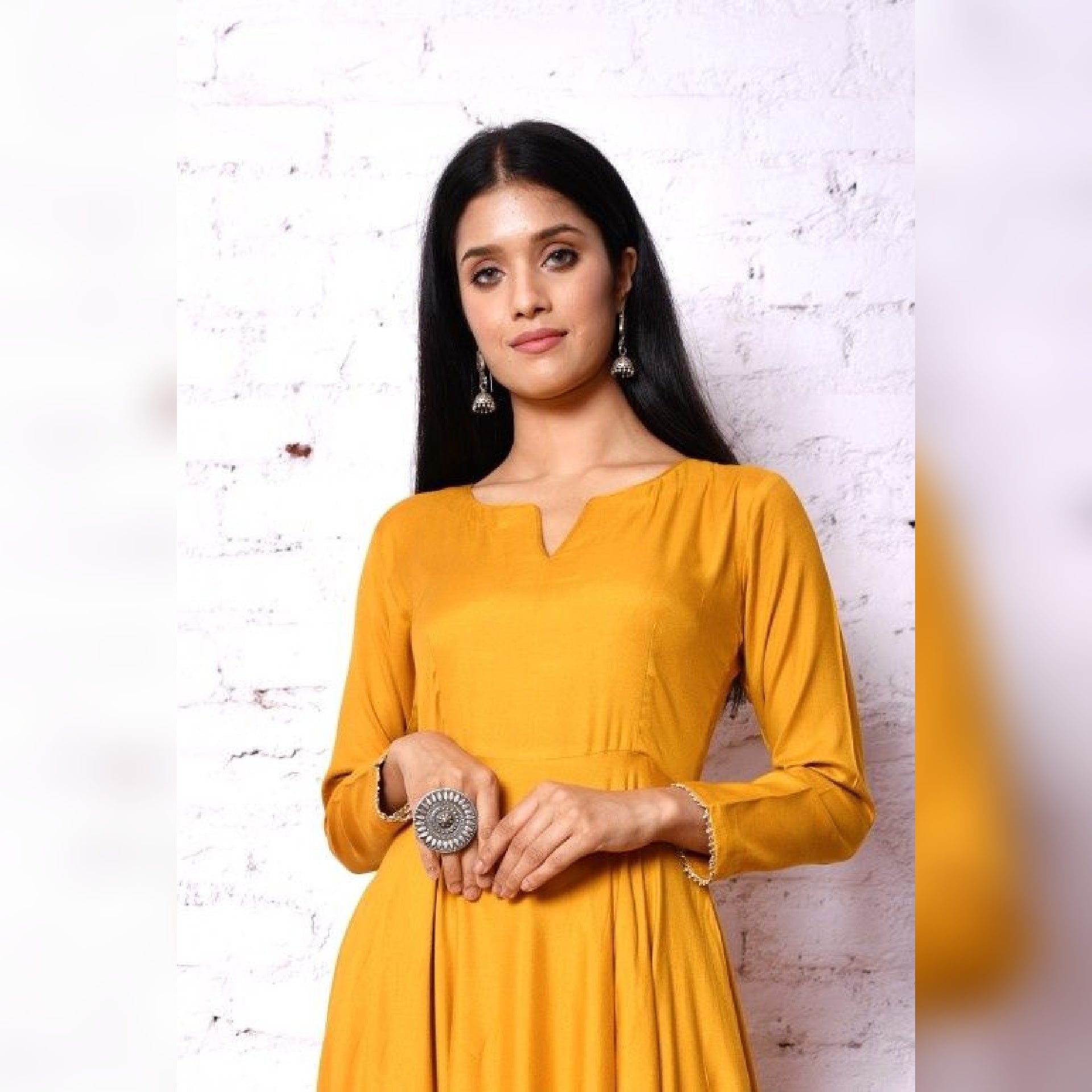 Radhika set
