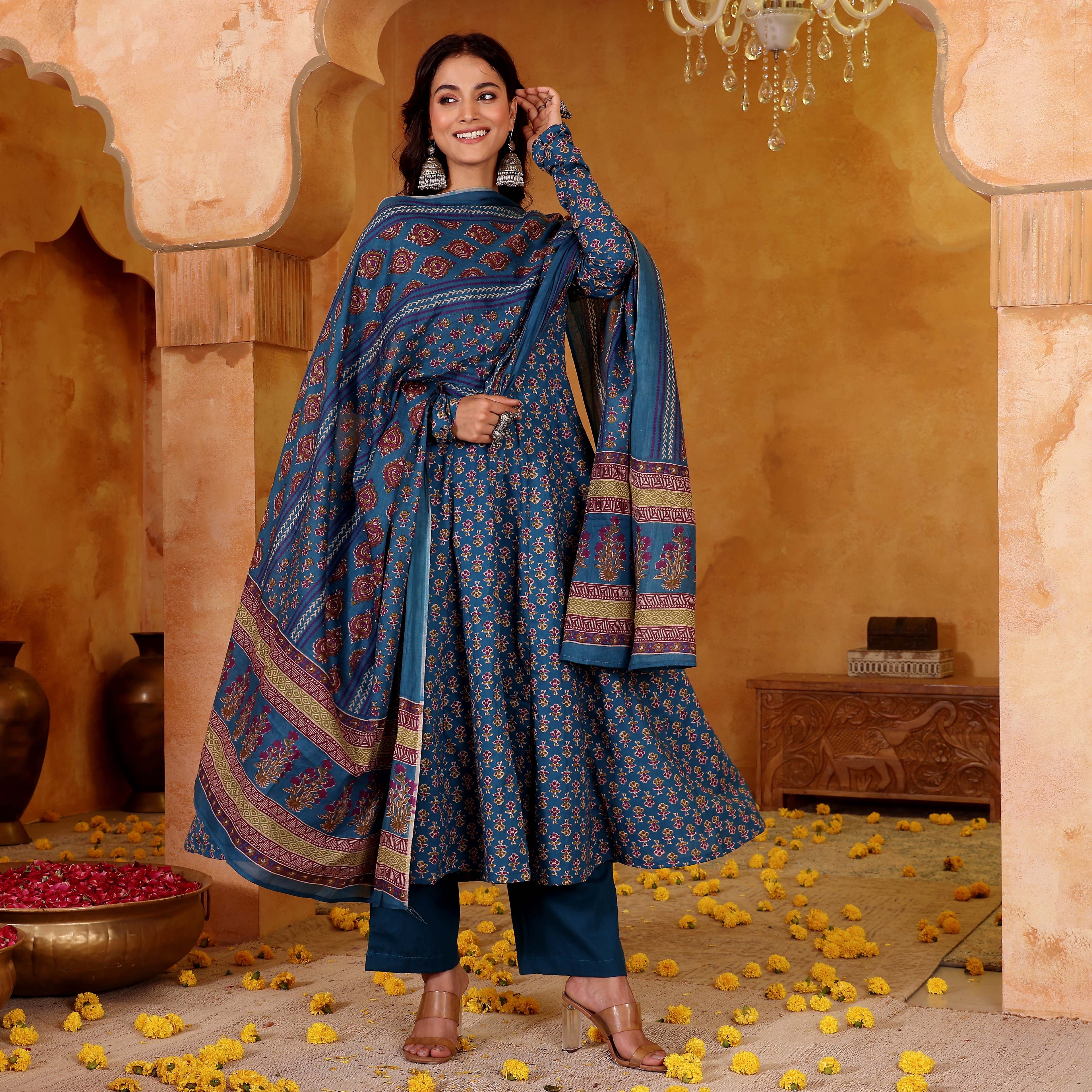 Pranali Cotton Set