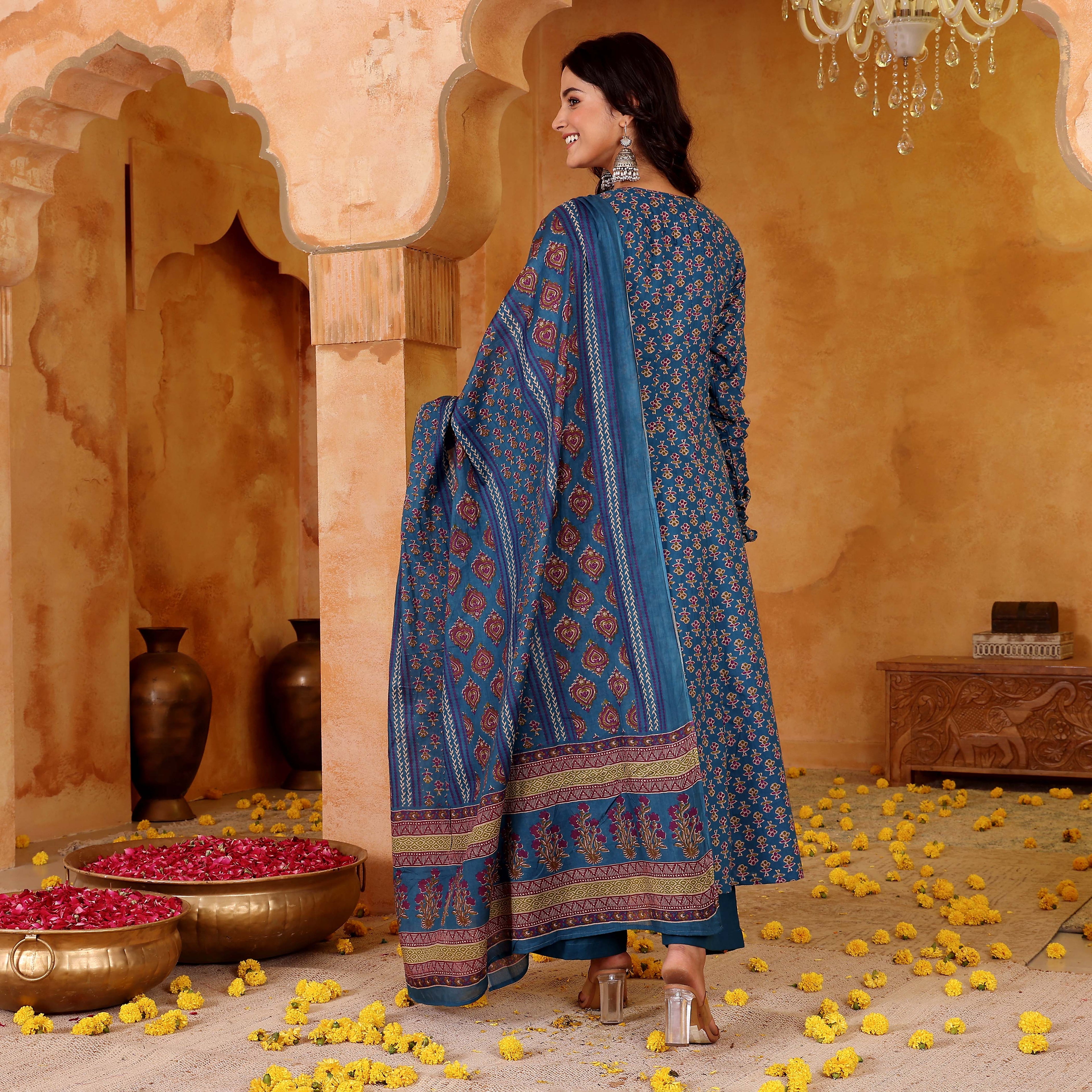 Pranali Cotton Set