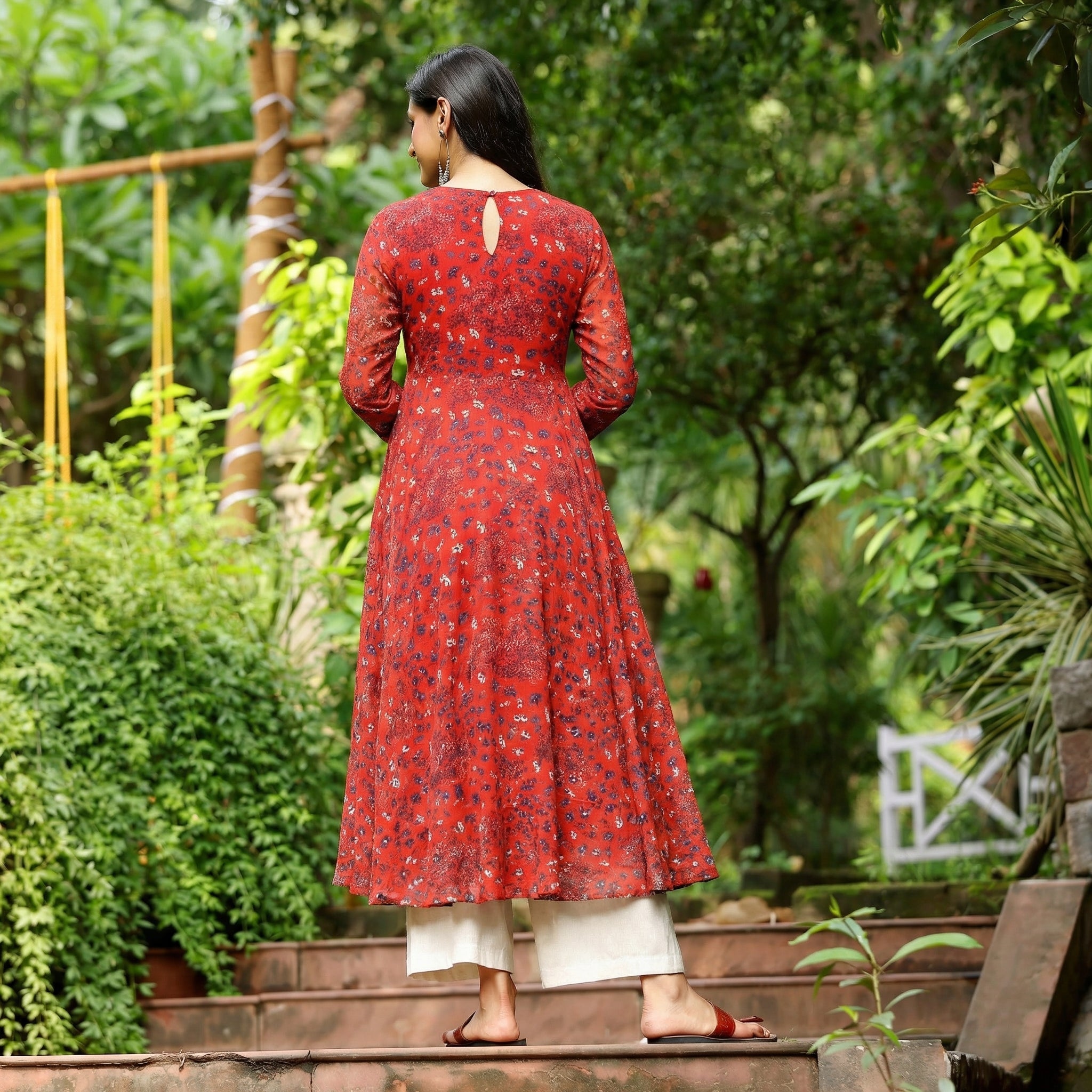 Mina Georgette Kurta